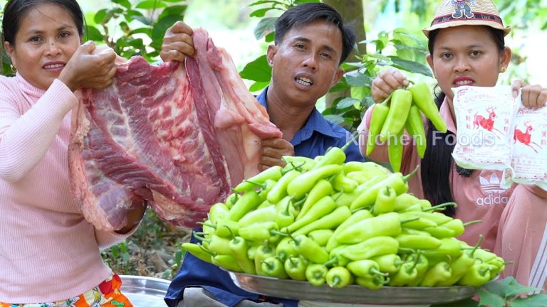 Delicious Pork Belly with Green Bell Pepper Ingredients Sour Soup Recipe – Cooking For Donation Food