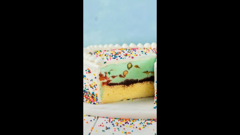 How To Make Homemade Ice Cream Cake #Shorts