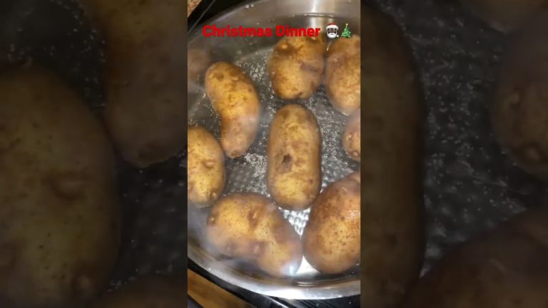 Christmas Dinner I Made For My Family 😋 #shorts #christmas #family