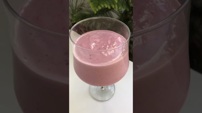 Smoothie, fraises 🍓 , cerises 🍒 , framboise|| #shortsyoutube #shortsvideo #shorts #recipes #noël