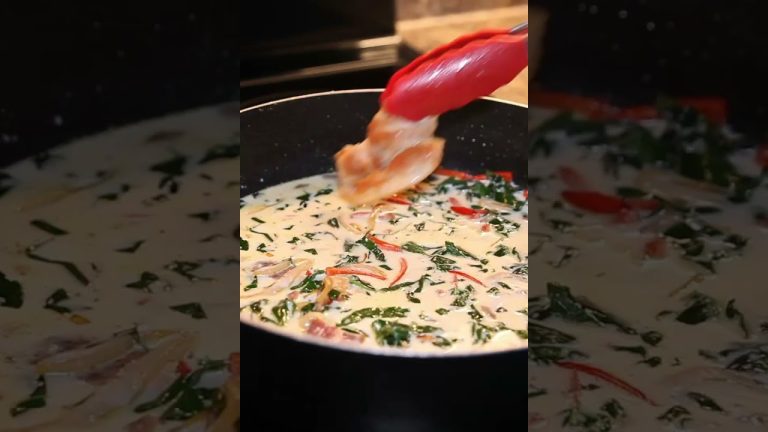 Easy Creamy Chicken Thighs with Bacon #shorts