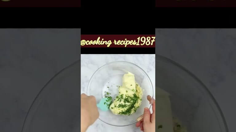 CHEESY GARLIC BREAD#SHORTS#🥖🥖🥖RECIPE#garlic# cheesy#bread