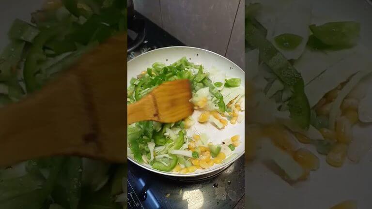 Pink sauce Italian pasta #shorts #shortsvideo #viralshort #viral