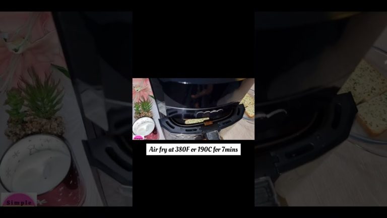 Air Fryer Garlic Bread Recipe #shorts #airfryer