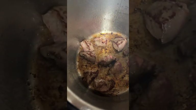 Best instant pot beef stew recipe! So yummy and easy to make #instantpotdinners #instantpot #recipe