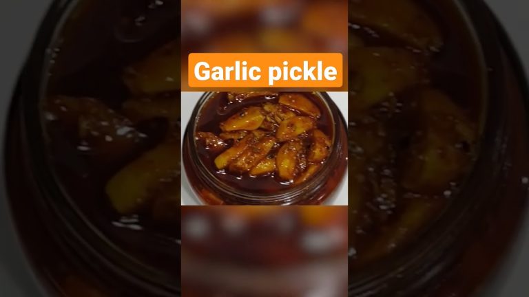 Garlic pickle recipe in hindi | Indian pickle recipe | #cooking #recipes #youtubeshorts #sweet