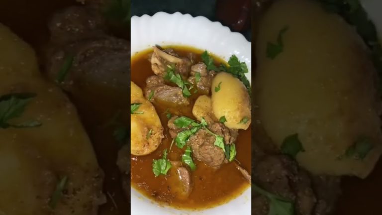 Aloo Gosht #foods #queen #subscribe #karachi #chef #youtube #pakistan #foodie #shorts #recipe #viral