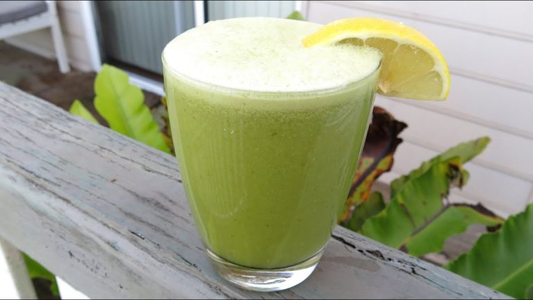BEST FROSTY BASIL SMOOTHIE RECIPE EVER!