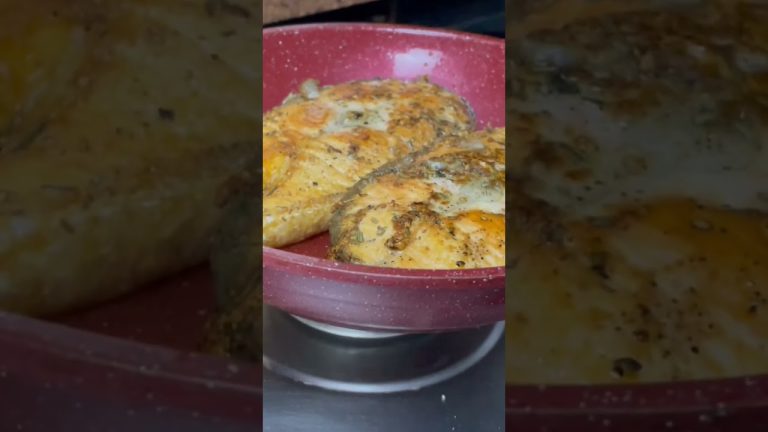 سالمون بطريقة تجنن 🍣😍#cooking #healthy #seafood #food #trendingshorts #اكلات #وصفات #تابعوني #طبخ