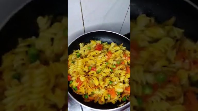 Maggie Masala Pasta Recipe #shorts #pastarecipe #viral #recipeshorts