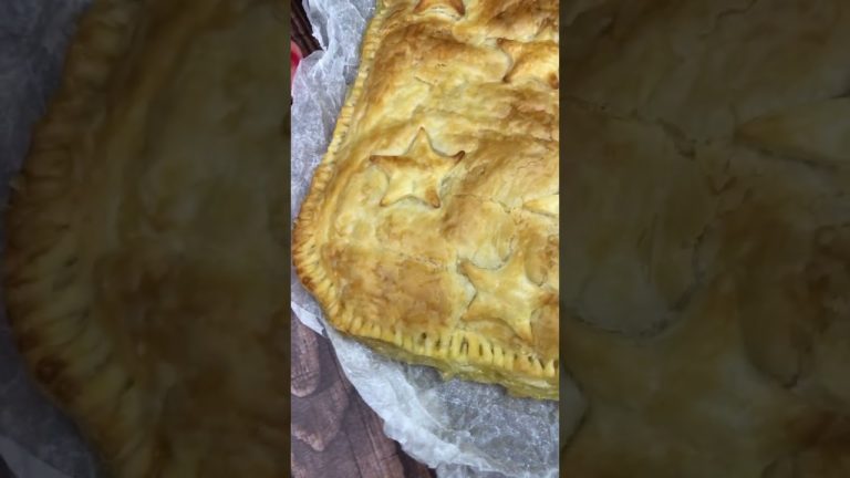 Pasta sfoglia ripiena. IDEA CALZA DELLA BEFANA CON MELE  Velocissima! #shorts