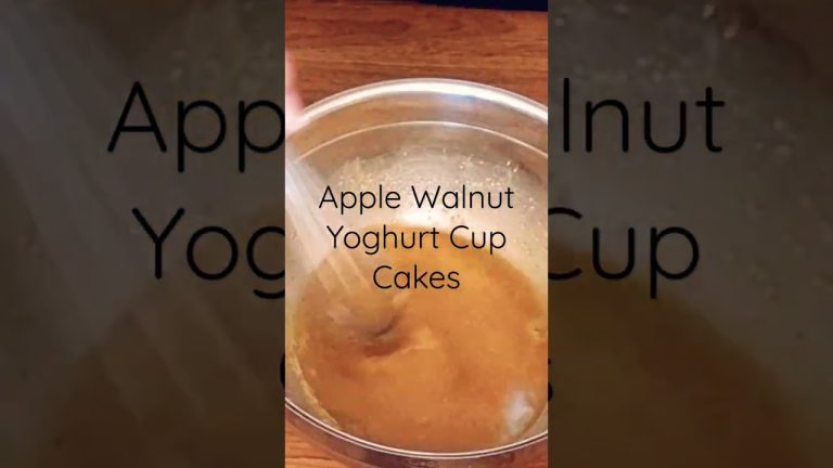 Best Homemade Apple Walnut Yoghurt Cup Cakes | Thanksgiving Dessert Recipes #shorts