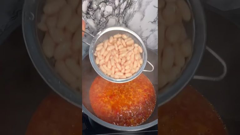 Potaje marinero de alubias y marisco