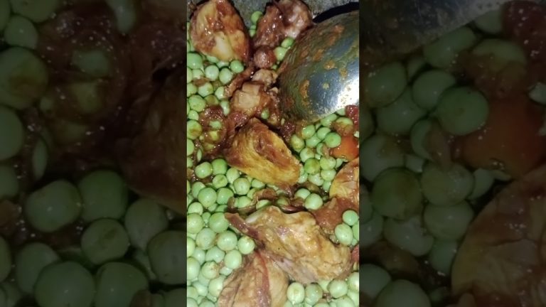 Chicken matar recipe #shorts #youtube #youtuber #youtubeshorts #ytshorts