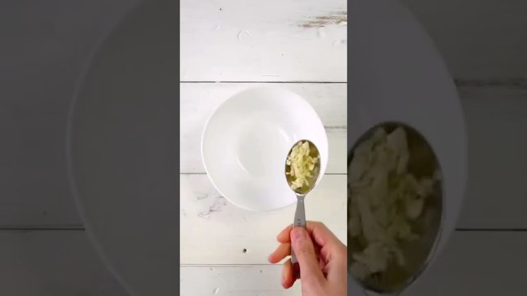 This is the BEST recipe for perfect, juicy, delicious baked pork tenderloin ever! #porktenderloin