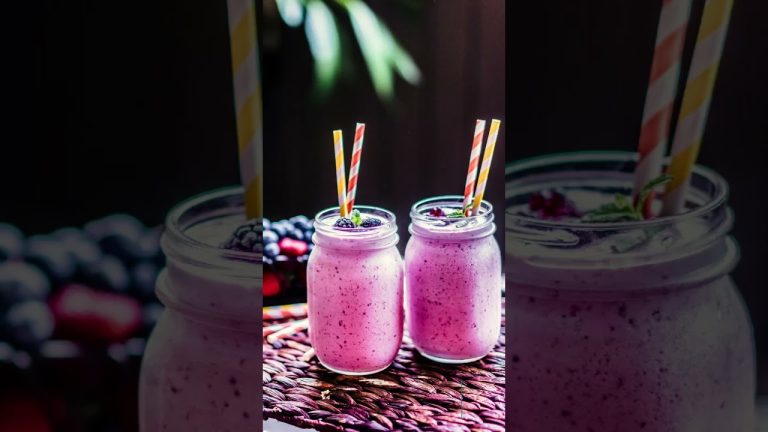 How to Make: Purple Lemonade Kale Smoothie