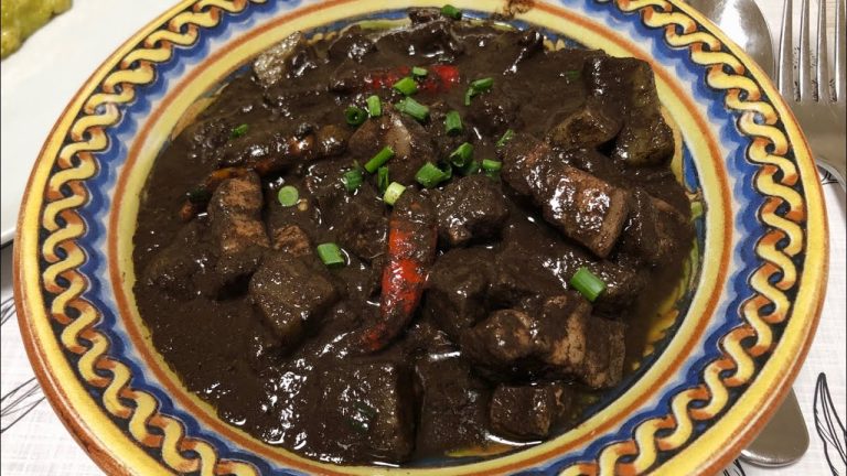 Simpleng Luto ng PORK DINUGUAN with SAYOTE l Pulutan recipe l Pork Dinuguan l Dinuguan