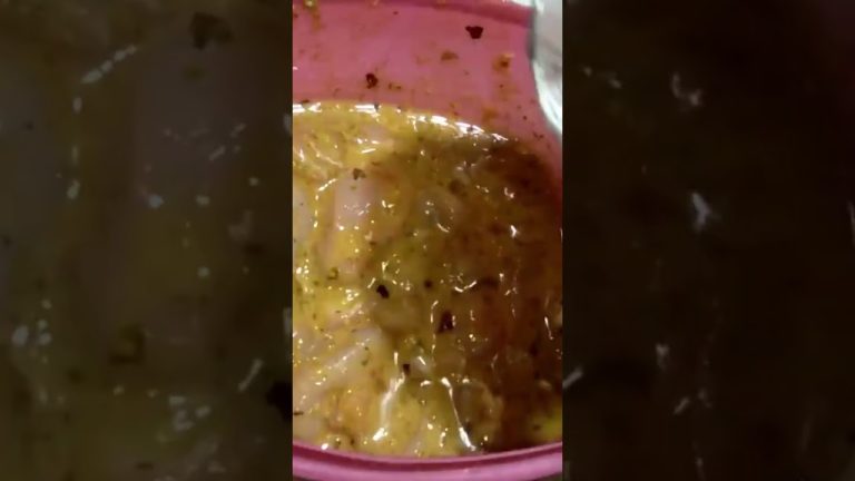 #shorts EASY & QUICK CHICKEN BREAST RECIPE #chicken #chickenrecipe @HomeCooking22