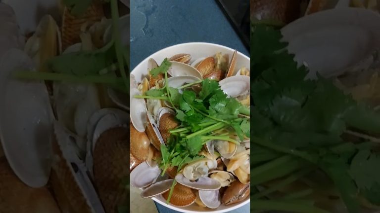 Are you a clam lover? #clam #recipe #eatathome #homemade #cookathome #hmwcooking #seafood #花蛤