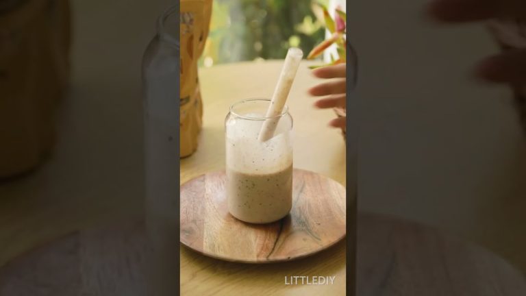 Start your day with a delicious and healthy breakfast smoothie