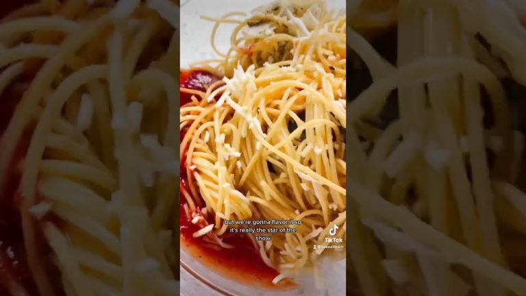 Spaghetti Pizza 🍝🍕 #shorts #cookinghacks