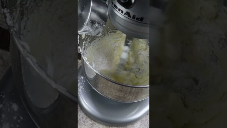 Vanilla Buttercream Macaron Filling Recipe – Homebody Eats