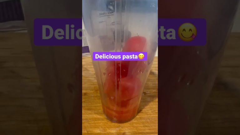 Quick,Easy & Delicious chicken Pasta😋 #youtubeshorts #shorts #chickenpasta