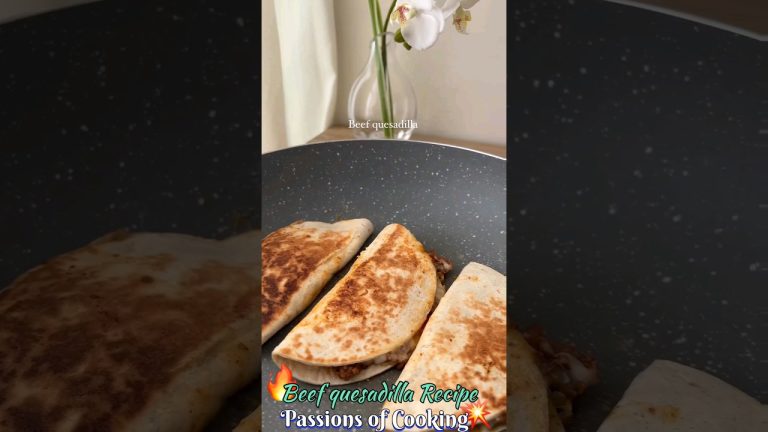 Restaurant Style Beef quesadilla🧀🍕🤤 #shorts #short #recipes #viral #ytshorts