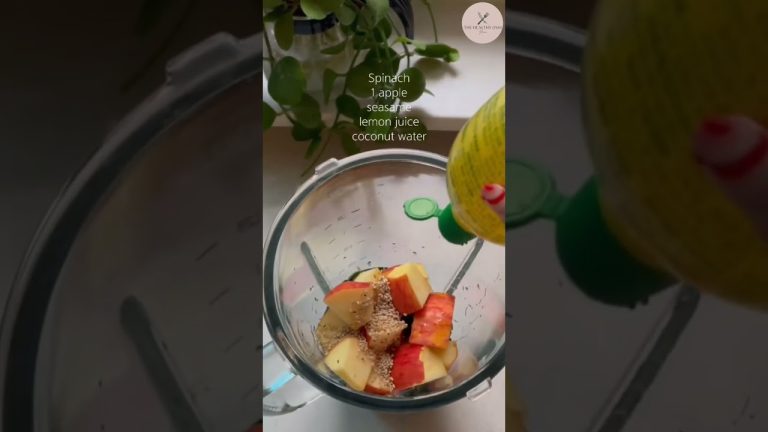 Green Smoothie #shorts #smoothierecipes #greensmoothie #smoothie