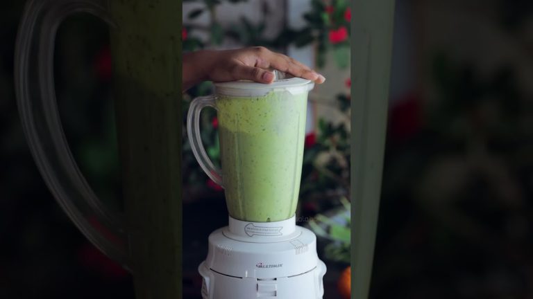 How To Make The BEST Orange Spinach Smoothie! Recipe | Masalabox