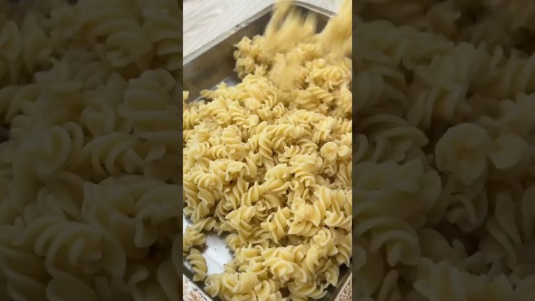 5-Ingredient BLT Pasta Salad