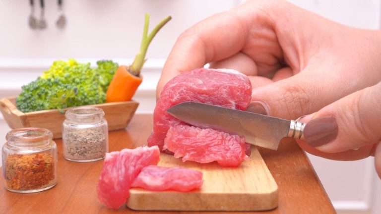 Easy Miniature Beef And Broccoli Stir Fry Recipe | Juicy Miniature Beef In Oyster Sauce