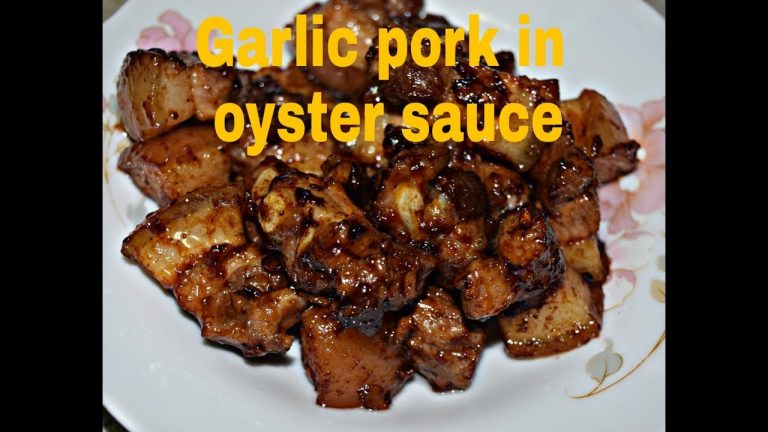 Garlic pork in oyster sauce(easy pork recipe)