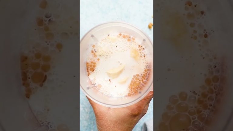 Date and Walnut Smoothie