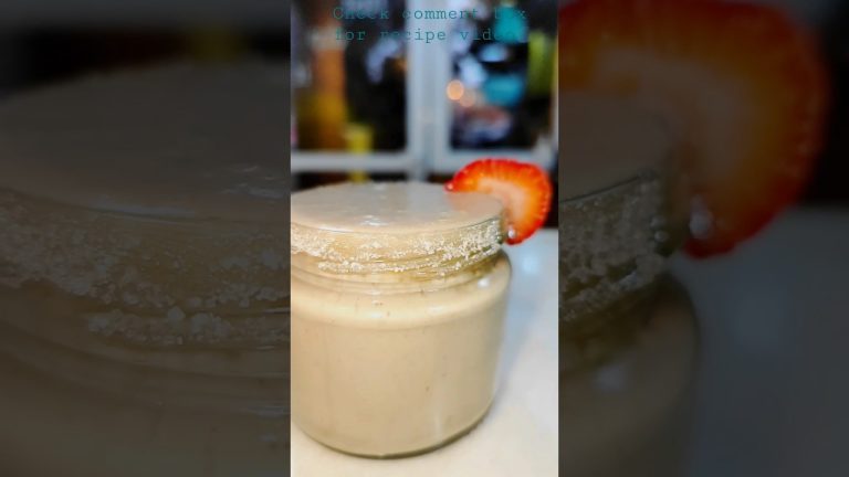 banana strawberry protein smoothie