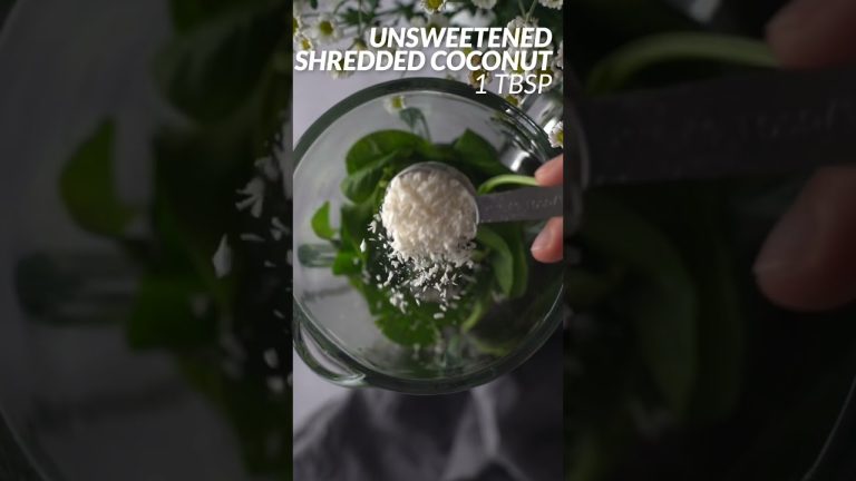 Keto Raspberry Spinach Smoothie