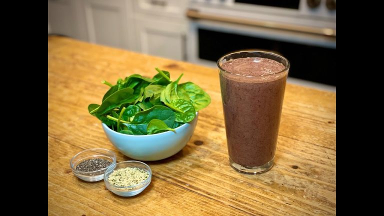 Cooking With Lynn – recipe for a reset smoothie, get on track after overindulging for the holidays