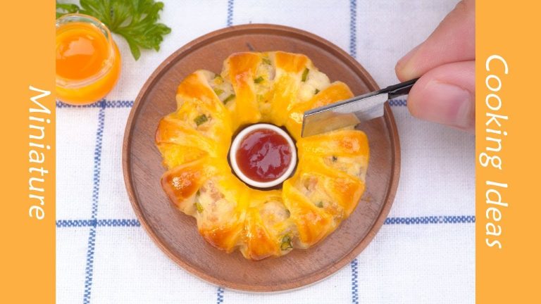 Miniature Chicken-Bacon-Ranch Crescent Ring Recipe #YumupMiniature