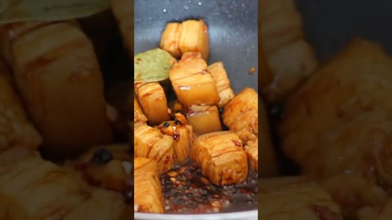 Filipino Pork Adobo #Shorts “CiCi Li – Asian Home Cooking”