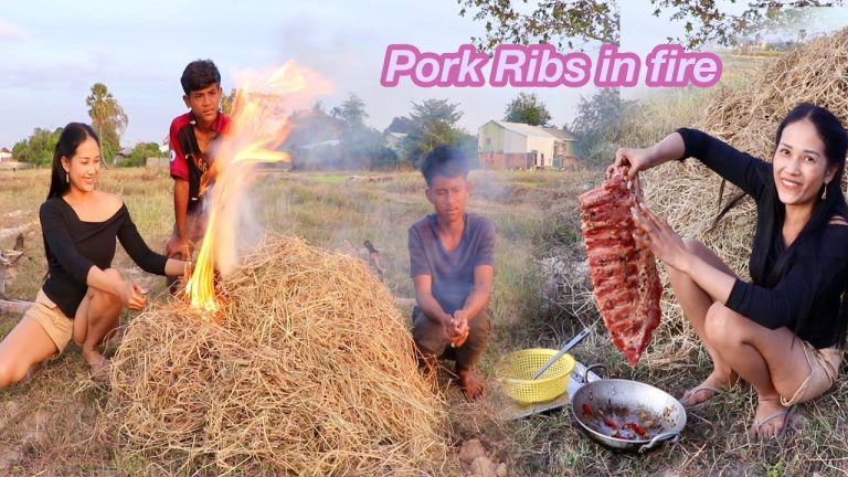 Try Roasted Pork Ribs In The Straws| Thyda Cooking TV