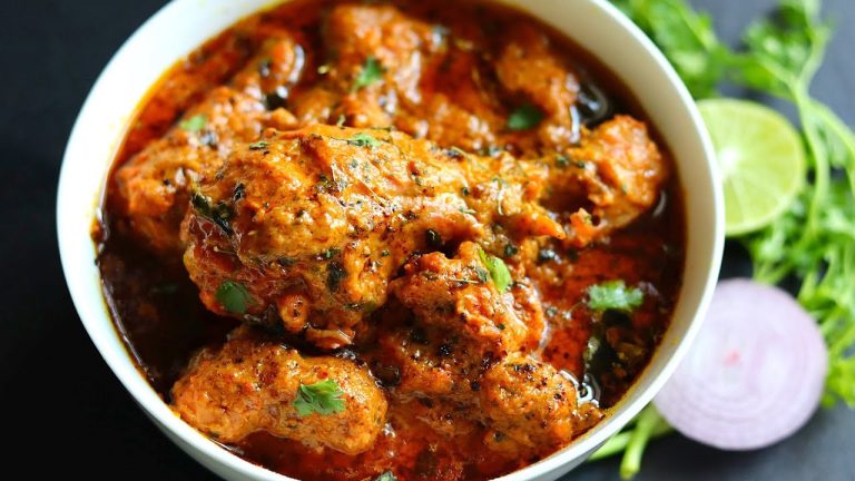 తిన్నకొద్దీ తినాలనిపించే హోటల్ స్టైల్ చికెన్ గ్రేవీ కర్రీ😋Restaurant Style Chicken Curry In Telugu