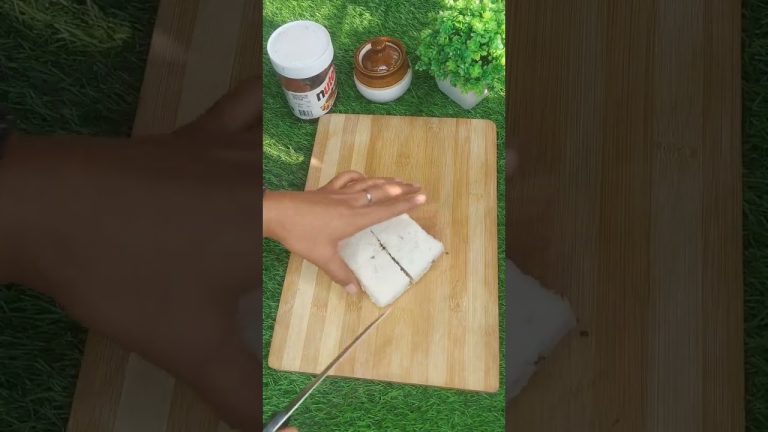 Bread chocolate toast 😋 #shorts #viralshorts #cakerecipe #snacks #toast