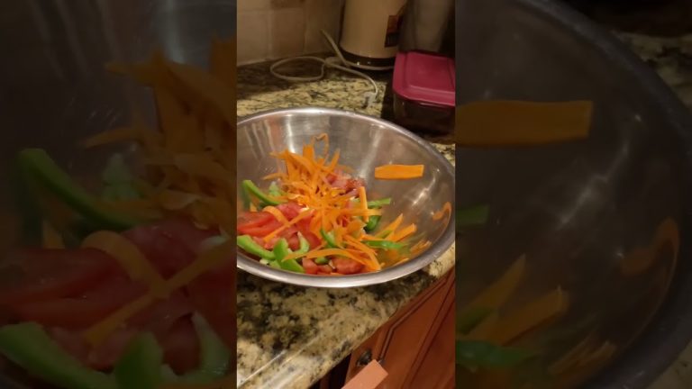 Pork chop , Bell peppers and Marinara sauce. Thank-like- SUBSCRIBE.