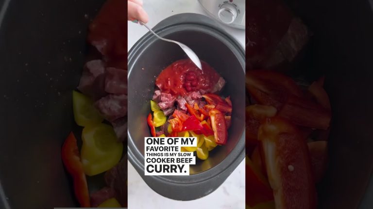 SLOW COOKER BEEF CURRY 😍 a simple recipe that takes 5 minutes to prepare.  #slowcooker #recipe