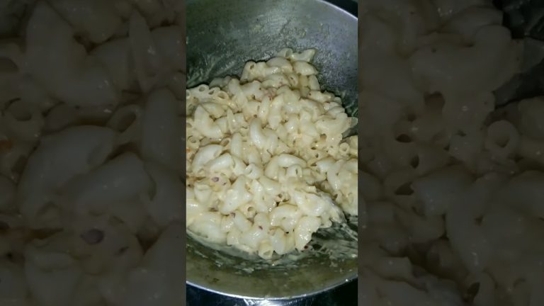 White sauce pasta recipe 😋 #hungrytreat #ytshorts #trendingonshorts #viral #trending