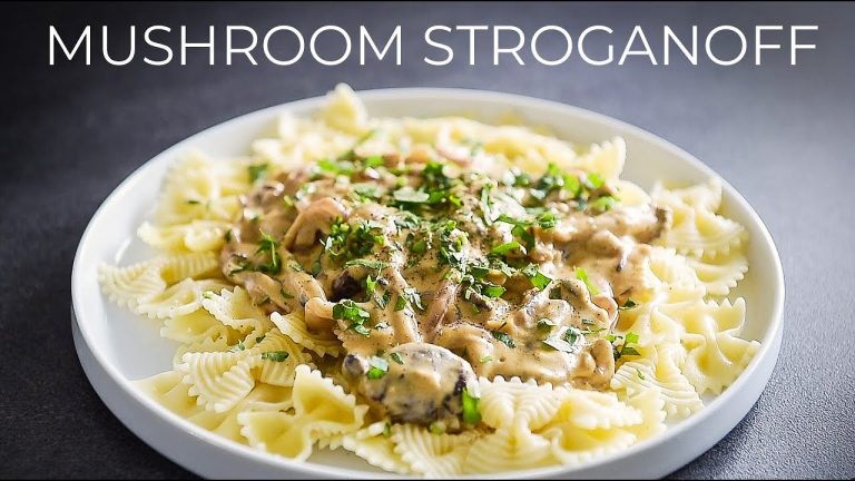 MIXED MUSHROOM STROGANOFF RECIPE | EASY CREAMY VEGAN PASTA RECIPE