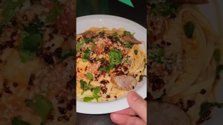 Creamy Tomato Smoky Shrimp Pasta… #pasta #shrimppasta #shrimprecipes #shrimp  #creamypasta