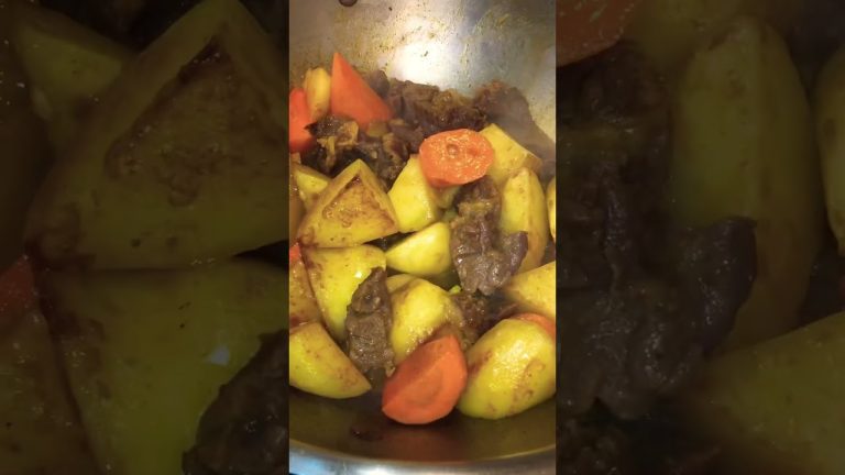 Beef Curry Recipe | Spicy Creamy Beef Curry #shorts