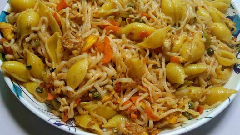 Spicy Noodles Pasta Recipe // Italian pasta/পাস্তা রেসিপি/pasta noodles recipe/pasta recipe bangla