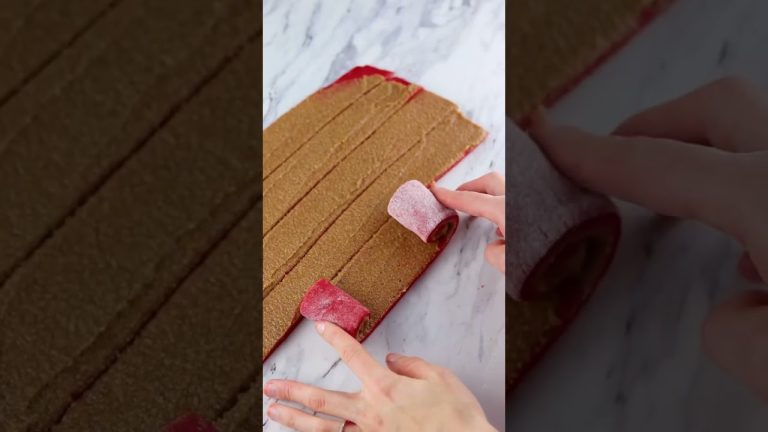 Cinnamon Rolls but Red Velvet for Valentine’s Day! ❤️✨ #shorts #cinnamonrolls #recipe